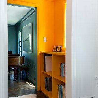 Ο σχεδιασμός του διαδρόμου είναι φωτεινός