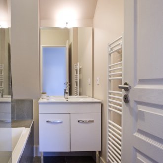 Σχεδιάστε ιδέες για ένα μικρό μπάνιο στο Χρουστσόφ