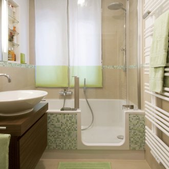 Σχεδιάστε ιδέες και επισκευάστε ένα μικρό μπάνιο