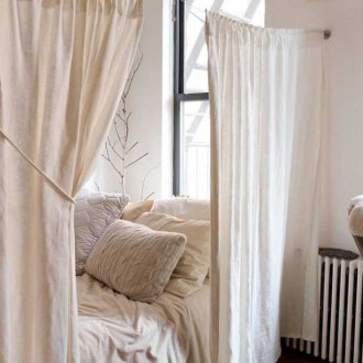 Μικρό υπνοδωμάτιο σε οικολογικό στιλ