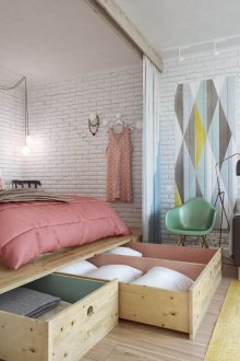 Μικρό υπνοδωμάτιο με βάθρο