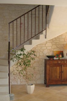 Η πέτρα στο διάδρομο είναι άσπρο