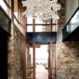 Πέτρα στο διάδρομο