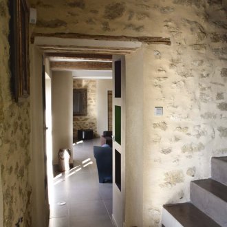 Μεσογειακή πέτρινη είσοδος