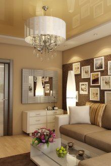 Ένας συνδυασμός κρέμας και καφέ ταπετσαρία στο σαλόνι