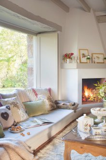 Πίνακες στο εσωτερικό του Provence