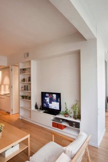 Σχεδιασμός διαμερίσματος στούντιο με μπαλκόνι