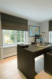 Κεντρικό γραφείο μονόχρωμο σχέδιο