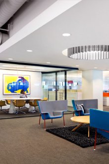 Εσωτερικό σχεδιασμό ενός γραφείου του κεφαλιού σε ανοιχτό χώρο