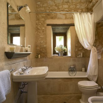 Μπεζ μπάνιο Provence