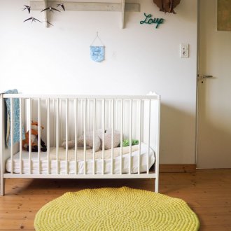 Κίτρινο χαλί