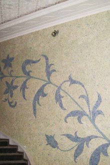 Σχέδια υγρής ταπετσαρίας στις σκάλες