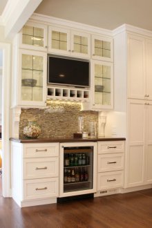 Τηλεόραση στην κουζίνα στη θέση