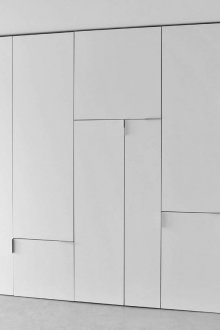 Εσωτερικές πόρτες με μινιμαλισμό