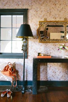 Σχεδιασμός διαδρόμου με ταπετσαρία