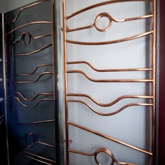 Διακοσμήστε τους σωλήνες στο μπάνιο