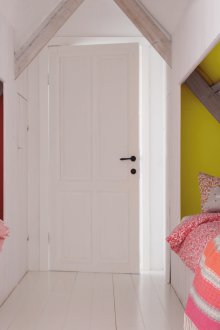 Ροδάκινο χρώμα σε εσωτερικό χώρο