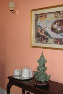 Ροδάκινο χρωματισμένο τοίχο στο εσωτερικό