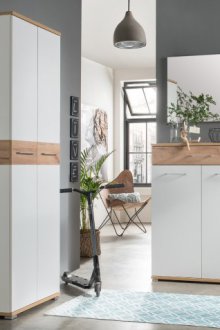 Garderobe i inngangspartiet