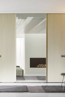 Garderobe i gangen i huset