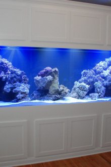 DIY ενυδρείο σε έπιπλα