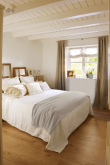 Ξύλινα έπιπλα υπνοδωματίου