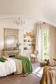 Διαμόρφωση επίπλων σε υπνοδωμάτιο με τζάκι