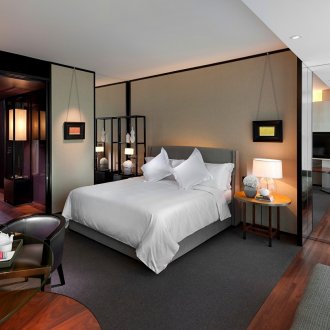 Διαμόρφωση επίπλων σε υπνοδωμάτιο με μοντέρνο στυλ