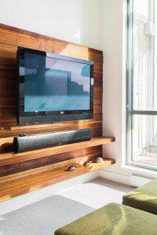 Πίνακας τηλεόρασης ξύλου