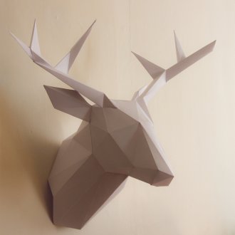 Διακοσμητικό χαρτόνι με τη μορφή ελαφιού