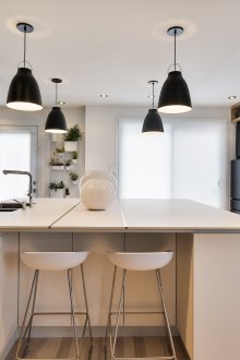 Φωτισμός σύγχρονης κουζίνας