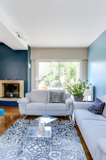 Μπλέ σαλόνι design