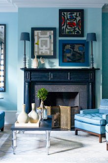 Καθιστικό σε μπλε αποχρώσεις