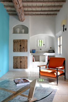 Μπλε μεσογειακό σαλόνι