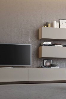 Ο τοίχος στο καθιστικό είναι μπεζ