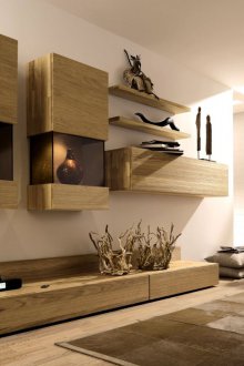 Ο τοίχος στο καθιστικό είναι ξύλινος