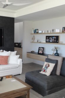 Τοίχος στο εσωτερικό του καθιστικού