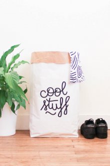 Αποθήκευση παιχνιδιών σε μια τσάντα