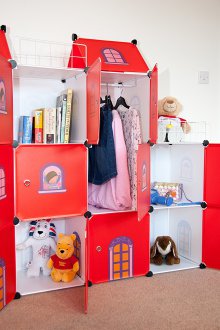 Αποθήκευση παιχνιδιών σε θυρίδες