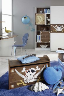 Αποθήκευση παιχνιδιών σε κασέλες