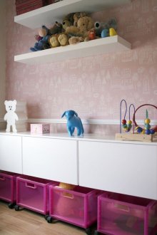 Αποθήκευση παιχνιδιών σε συρτάρια