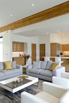 Το διαμέρισμα μεταξύ της κουζίνας και του καθιστικού από το GKL