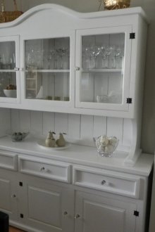 Μπουφέ στο σαλόνι