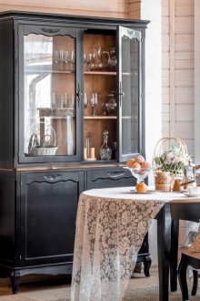 Μαύρο πρόχειρο τραπέζι