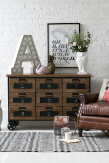 Ντουλάπι στο σχεδιασμό σαλόνι