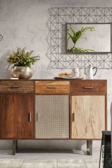 Ντουλάπα στο σαλόνι