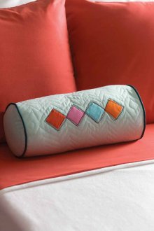 Ρολά μαξιλαριού με βελονιά