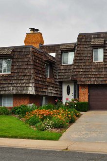 Οροφή με ξύλινη σοφίτα