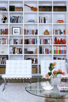 Ρακέτα στο διαμέρισμα