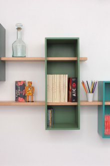 Επίτοιχα ράφια για το καθιστικό